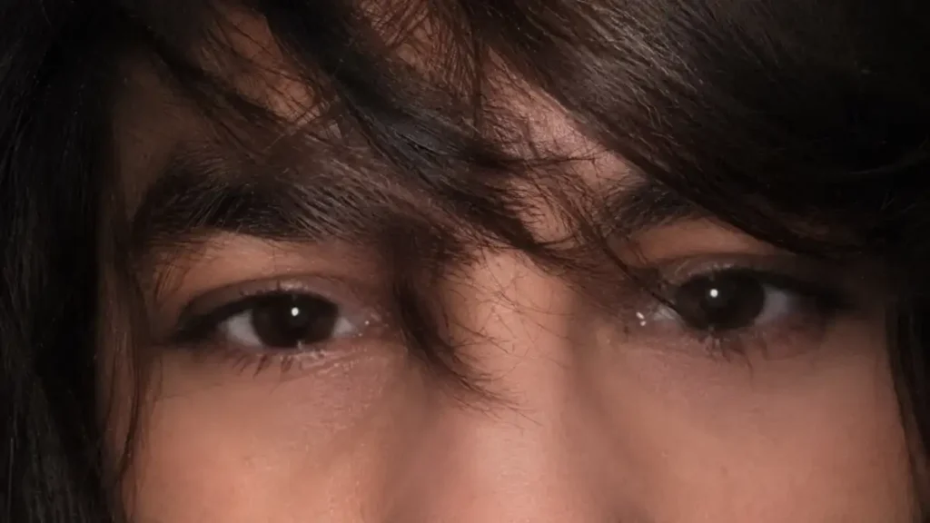 Half Face AI Photo Editing Portrait Prompt